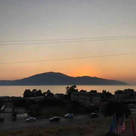 Mermaid Vlore 酒店 4*